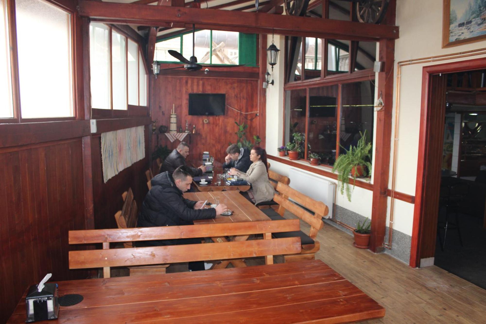 Rooms Zebax ซาราเยโว ภายนอก รูปภาพ