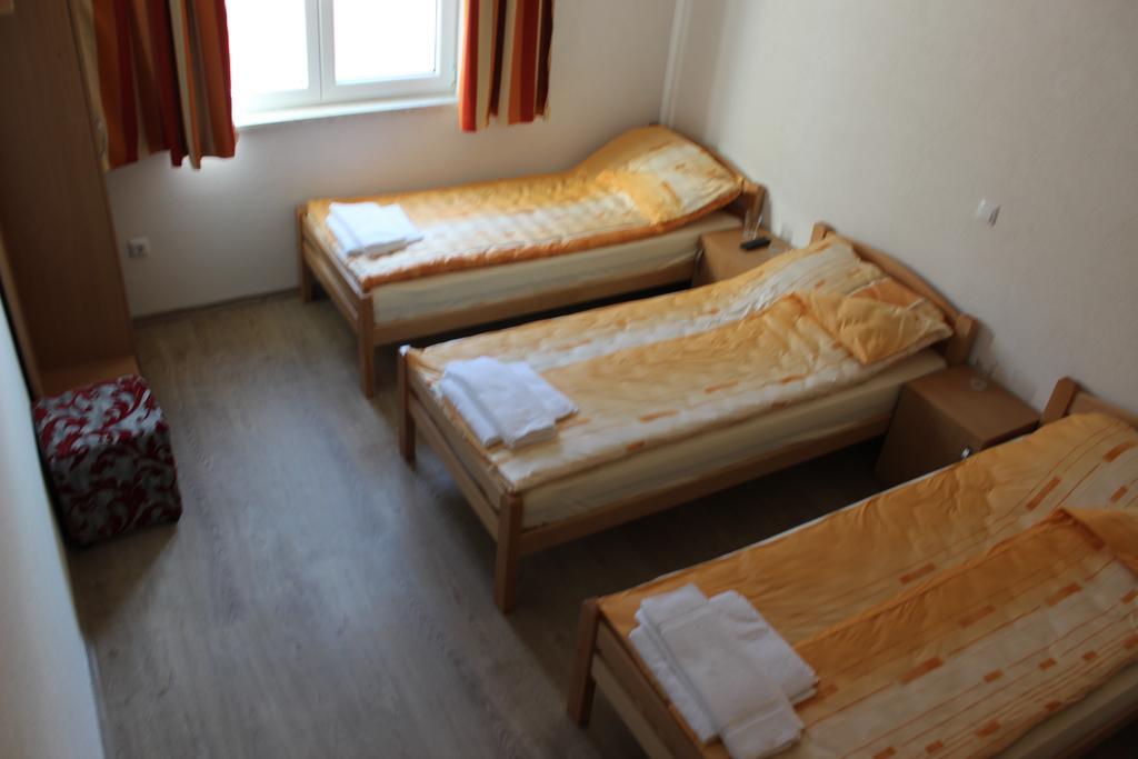 Rooms Zebax ซาราเยโว ภายนอก รูปภาพ